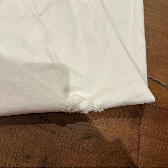 Joe's Jeans White Ankle & Cropped Jeans - Picture 9 of 12